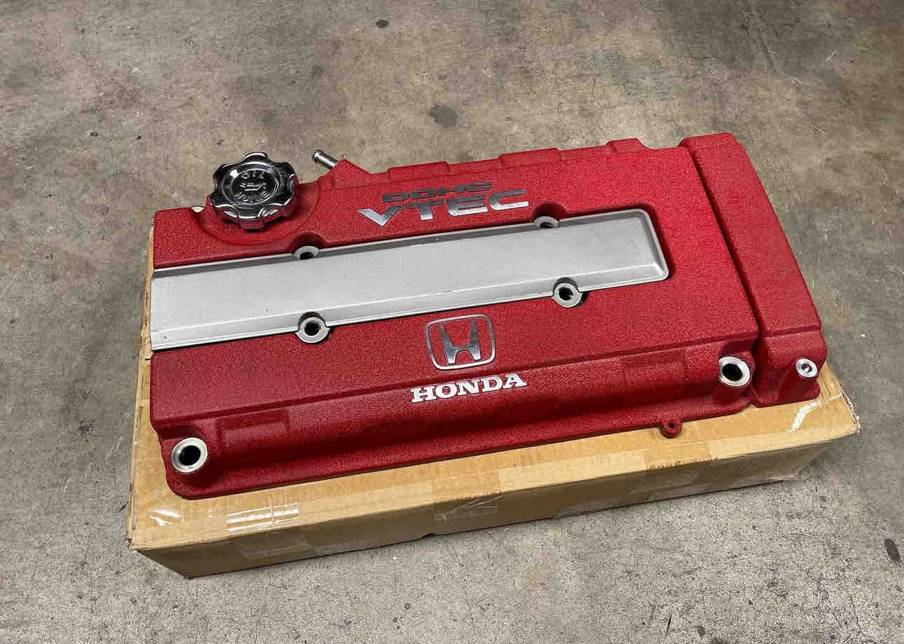 a1 Oem Jdm integra type r b series valve cover - Image 1